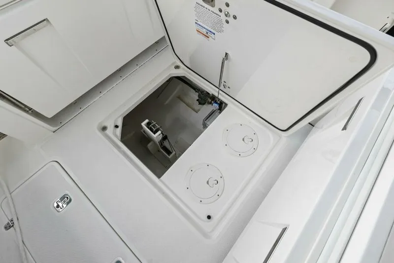  Yacht Photos Pics Cockpit