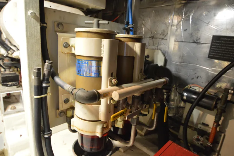 II Freedom II Yacht Photos Pics 