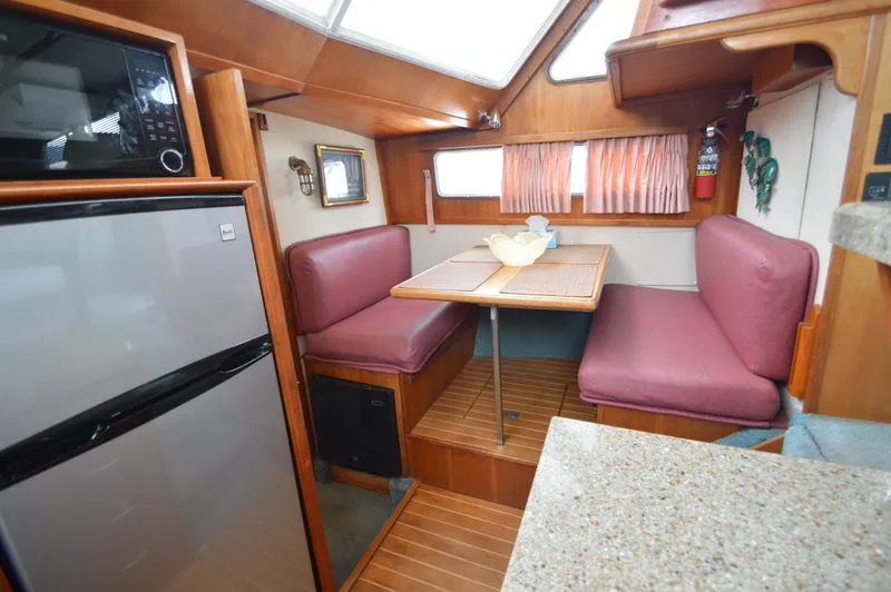 II Freedom II Yacht Photos Pics 