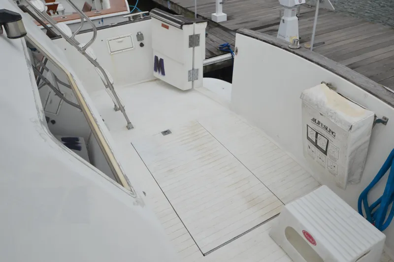 II Freedom II Yacht Photos Pics 