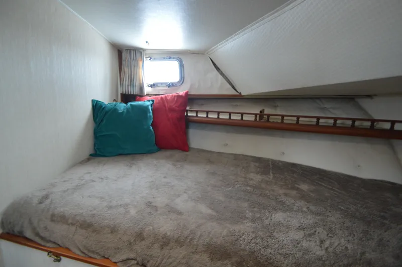 II Freedom II Yacht Photos Pics 