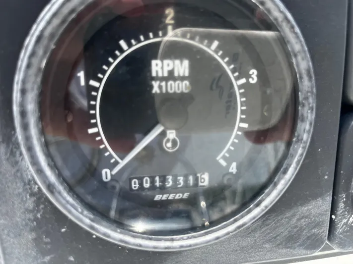 II Freedom II Yacht Photos Pics 