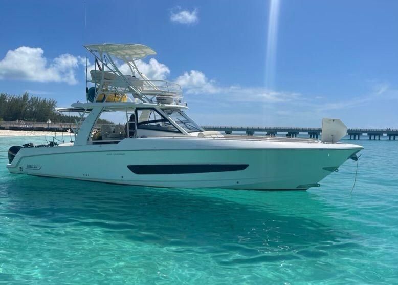 2016 Boston Whaler 42 
