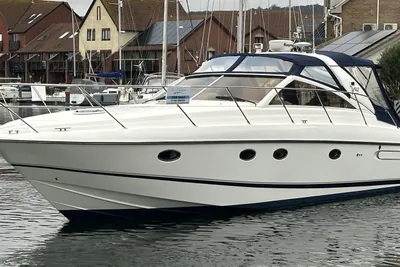 2006 Princess V42