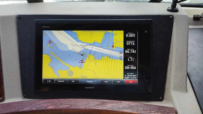 Epic Yacht Photos Pics Garmin GPS display on 1998 Bayliner 4788 Pilothouse Motoryacht showing navigation map.
