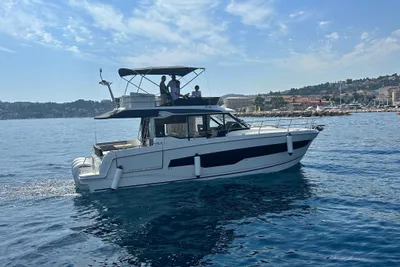 Jeanneau Merry Fisher 1295 Fly
