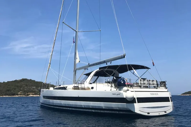 Thora Helen Yacht Photos Pics 