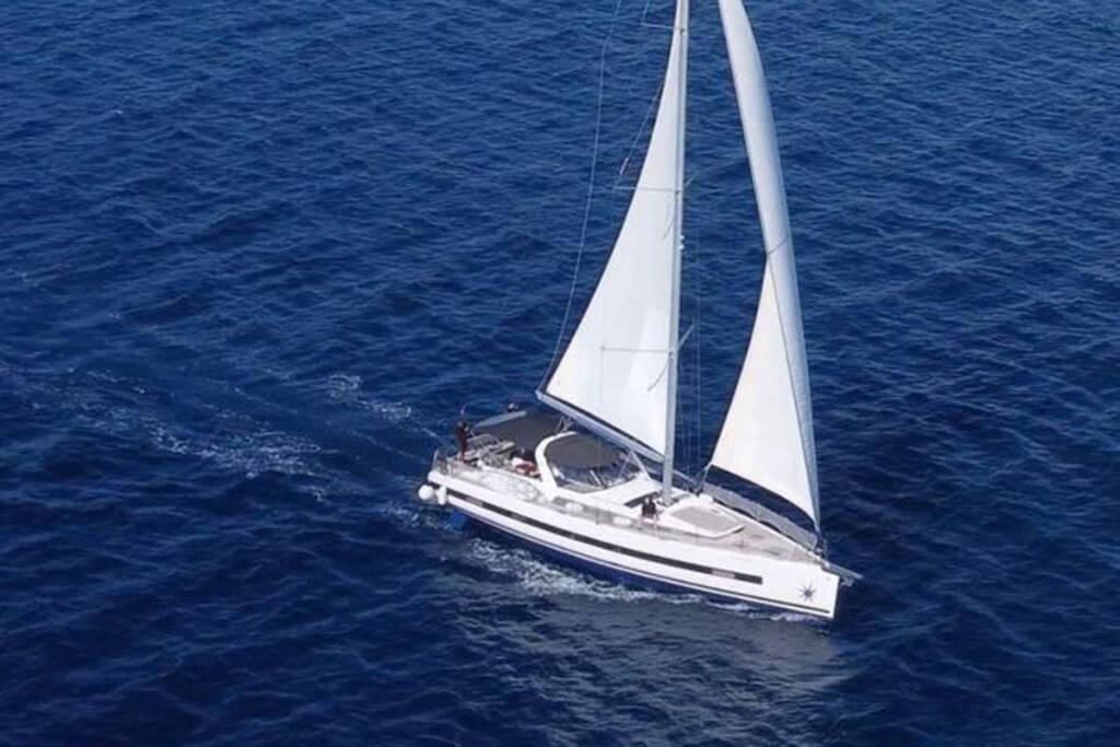 2018 Beneteau 62 