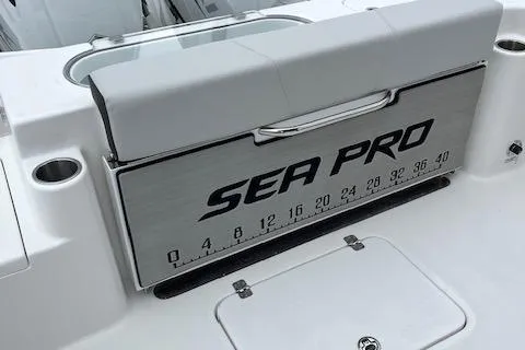 2025 Sea Pro 262 Sport boat with integrated measuring board.