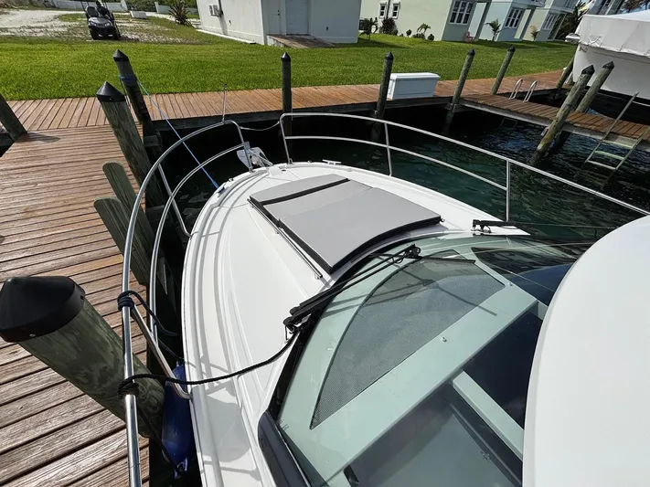 Knot Work'n Yacht Photos Pics 2020 Jeanneau NC895 Knot Work'N - Bow with Sun Pad