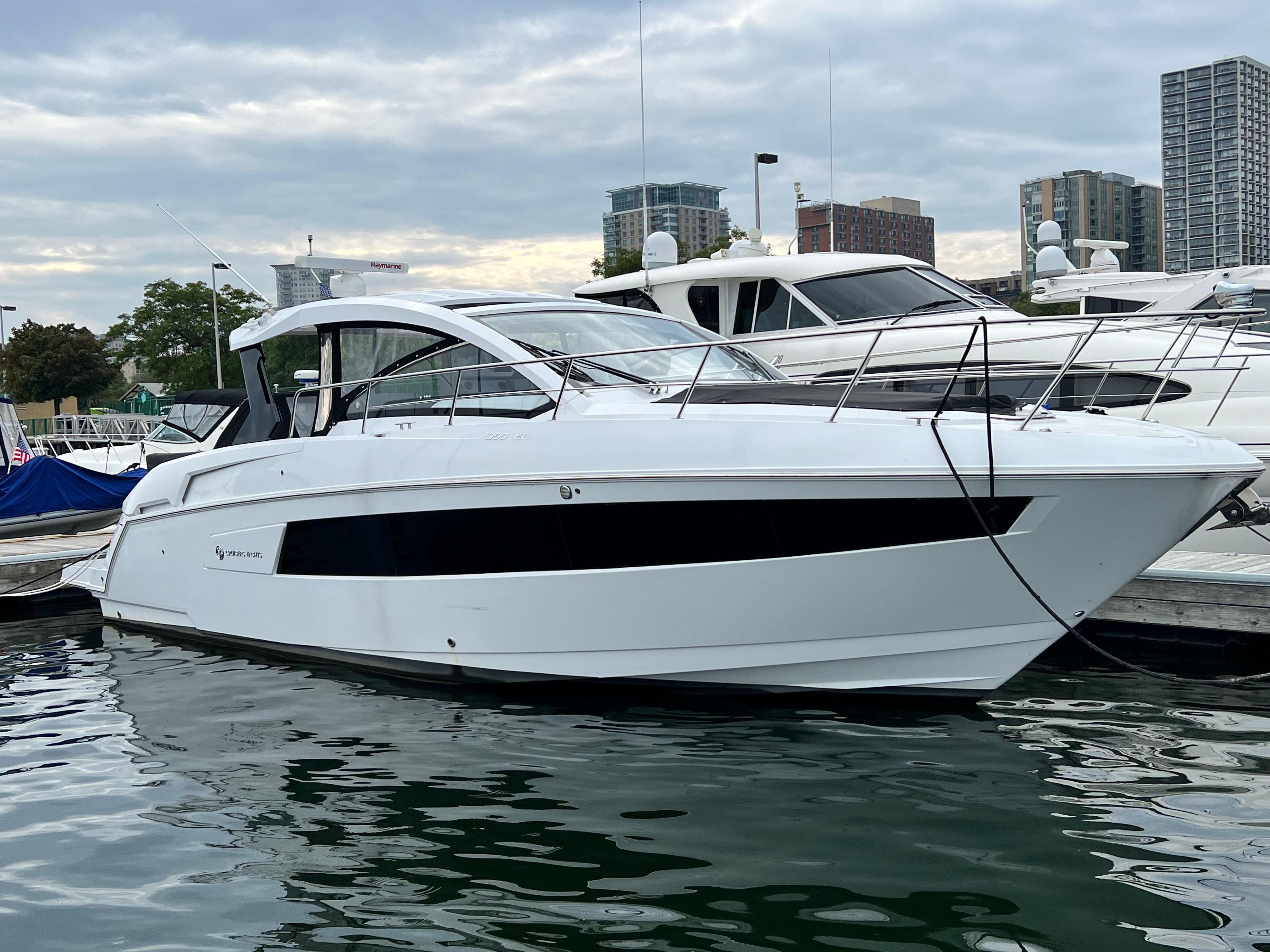 cruiser yachts 390 ec