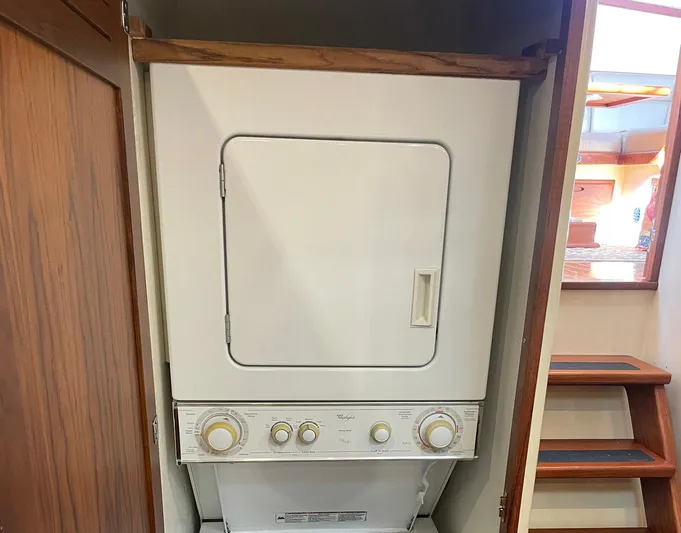 Endurance Yacht Photos Pics Stacked washer and dryer in 2006 Duffy Pilothouse Fast Trawler interior.