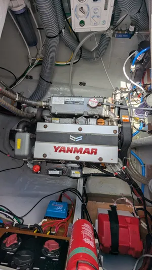 Solace Yacht Photos Pics 