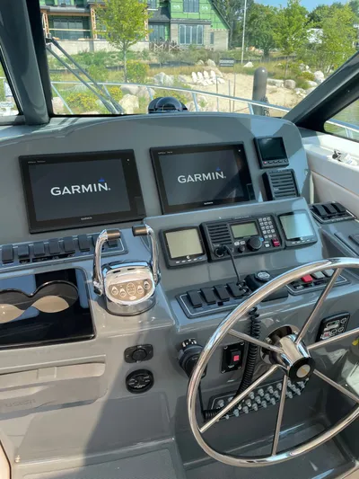 Gonzo Yacht Photos Pics 