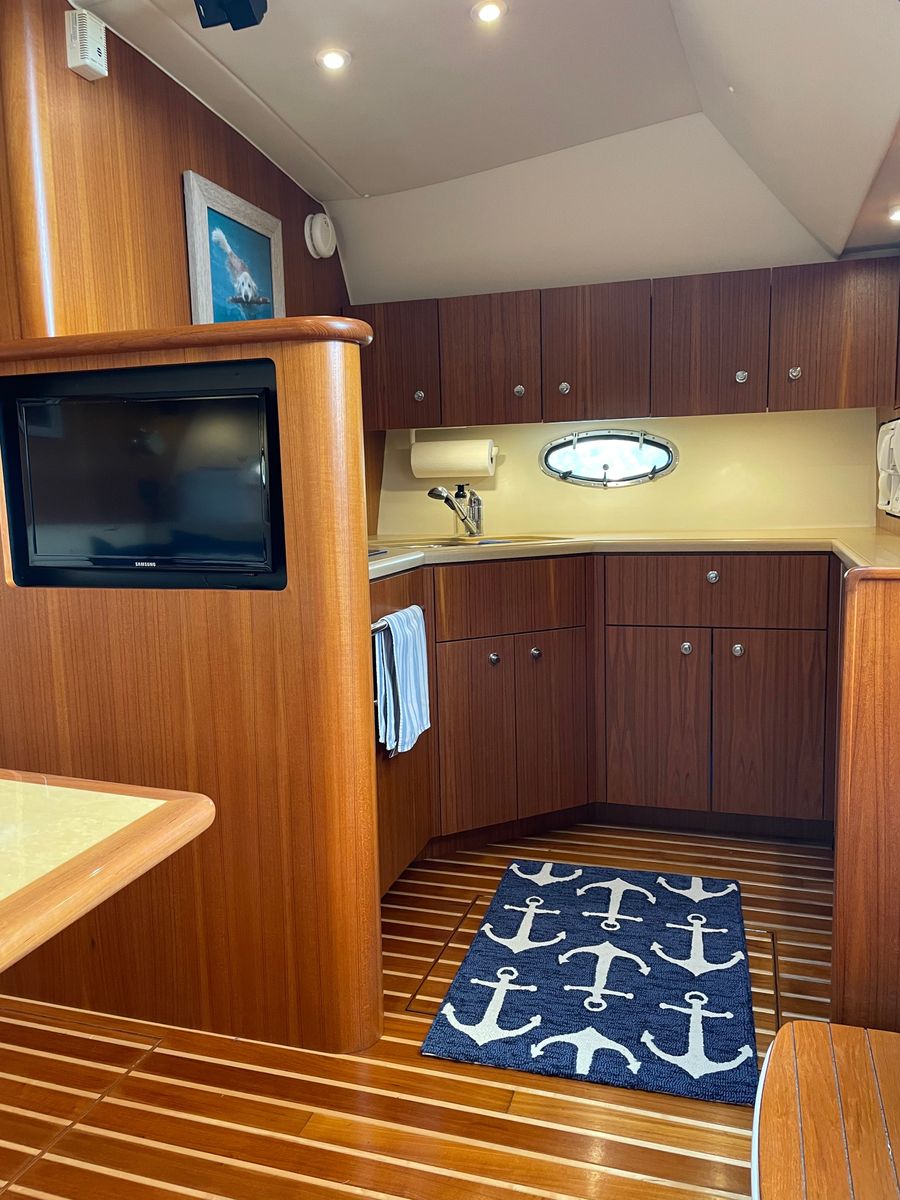 2004 Tiara Yachts 42 