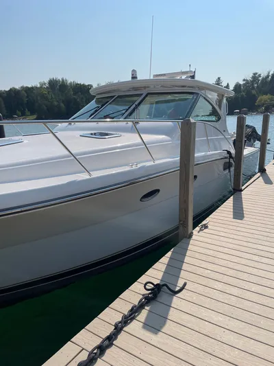 Gonzo Yacht Photos Pics 