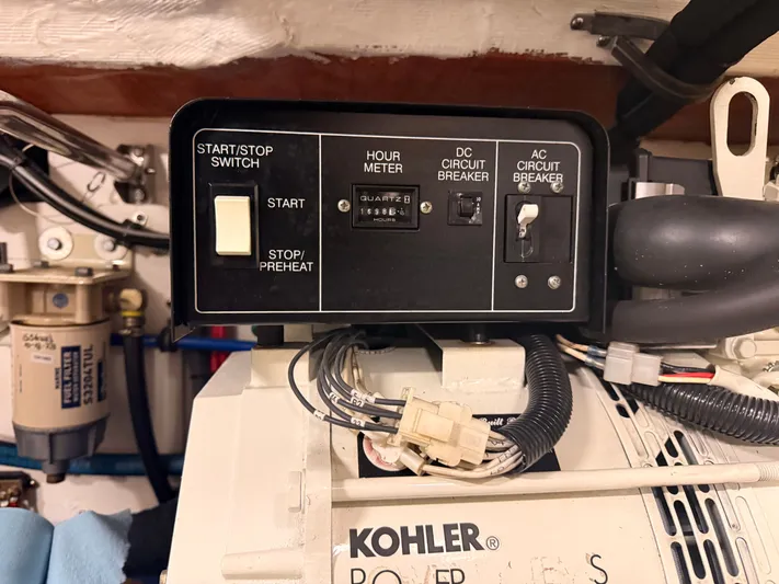 Gonzo Yacht Photos Pics Kohler generator control panel on a 2004 Tiara Yachts 42 Open.
