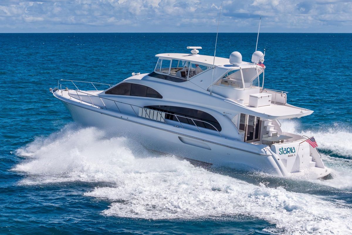 2009 Hatteras 64 