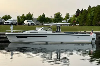 Nimbus Tender 11