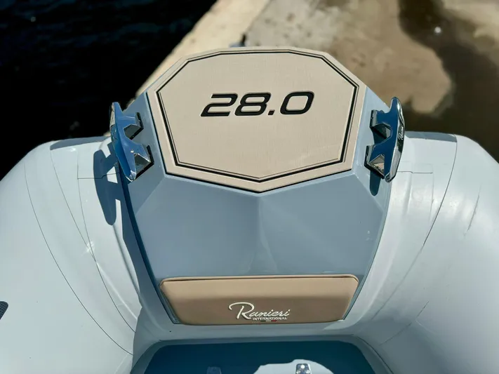  Yacht Photos Pics 2025 Ranieri CAYMAN 28 EXECUTIVE boat stern with 28.0 marking.