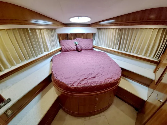 Benediction Yacht Photos Pics 