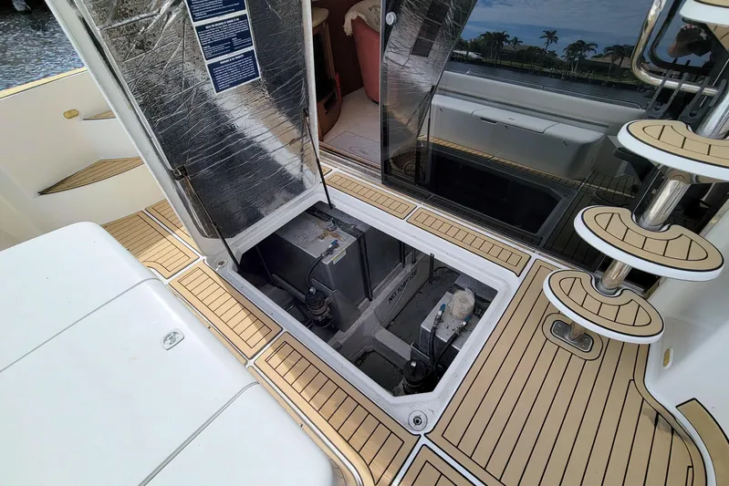 Benediction Yacht Photos Pics 