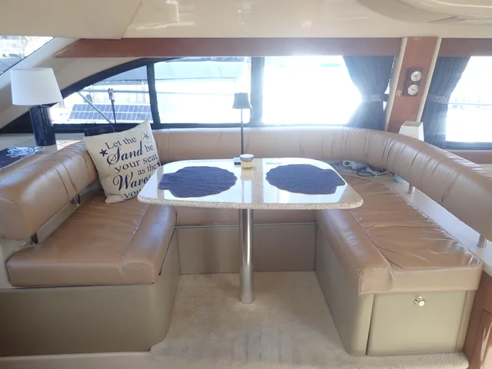 411 Meridian Yacht Photos Pics 