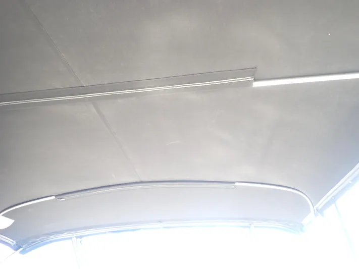 411 Meridian Yacht Photos Pics 