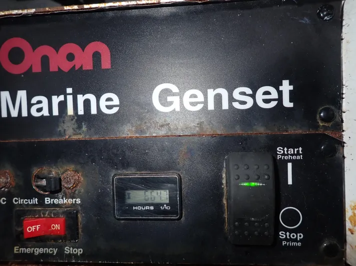 411 Meridian Yacht Photos Pics 