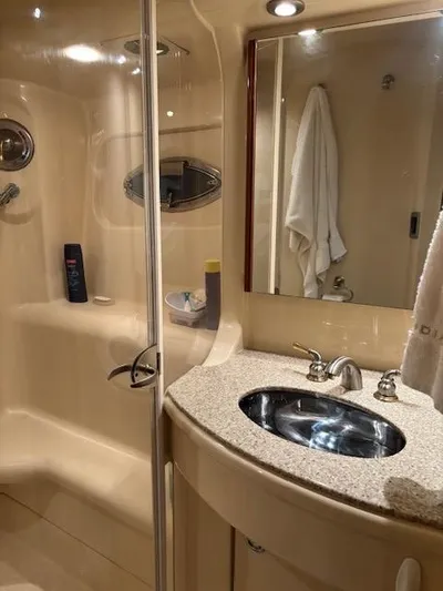 411 Meridian Yacht Photos Pics 