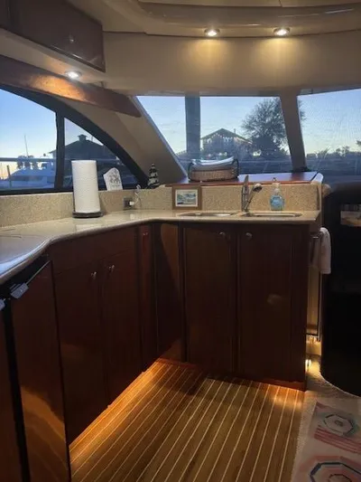 411 Meridian Yacht Photos Pics 