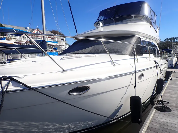 411 Meridian Yacht Photos Pics 