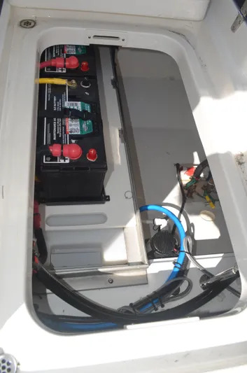 Trade-in Yacht Photos Pics Batteries