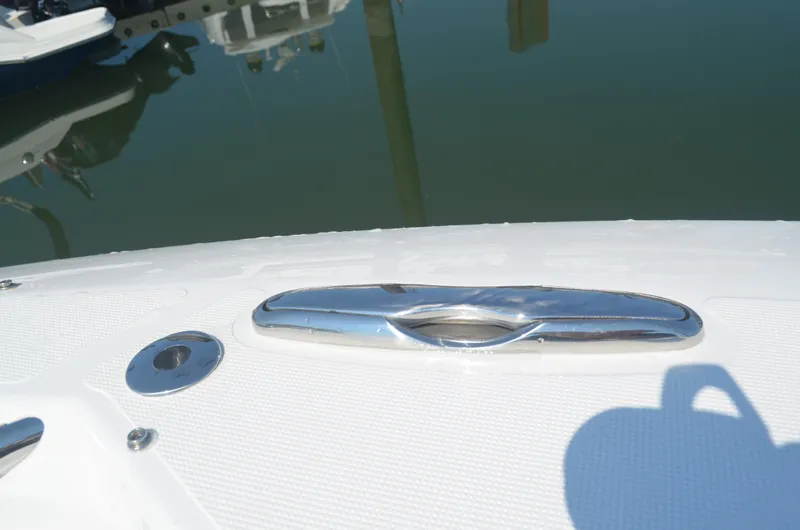 Trade-in Yacht Photos Pics Pop up cleat