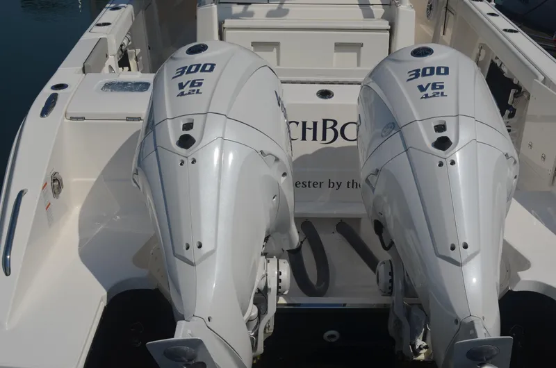 Trade-in Yacht Photos Pics Twin Yamaha F-300