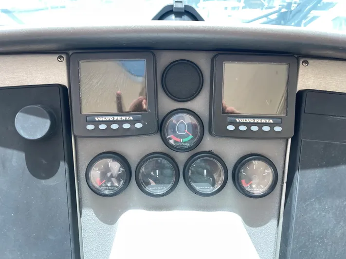 Summer Girl Yacht Photos Pics 