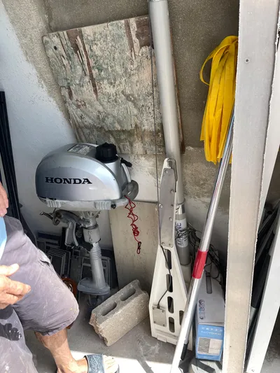 Summer Girl Yacht Photos Pics 