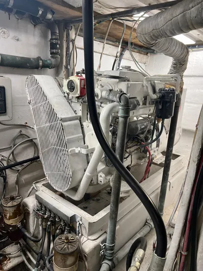 Mi Lana Yacht Photos Pics Engine room of a 1973 Little Hoquiam fishing vessel.