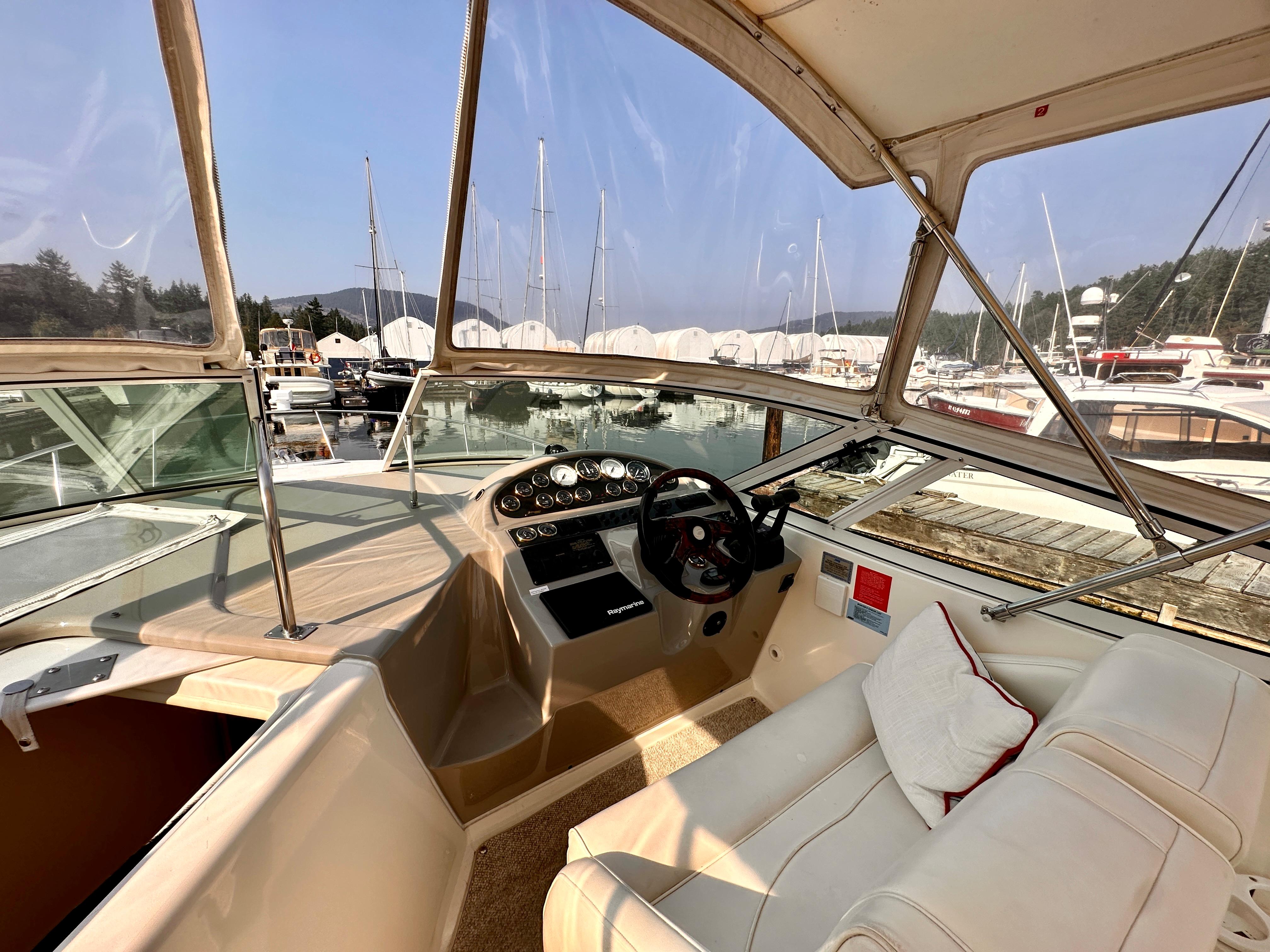 2004 cruiser yacht 280 cxi specs