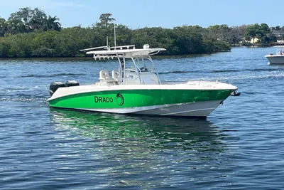 2008 Boston Whaler 320 Outrage