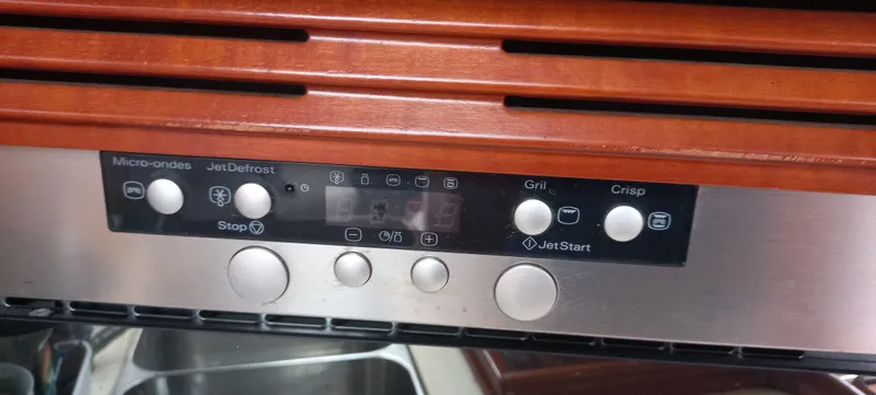 Kaskara Yacht Photos Pics Microwave control panel on 2007 Beneteau Oceanis Clipper 523 yacht kitchen.