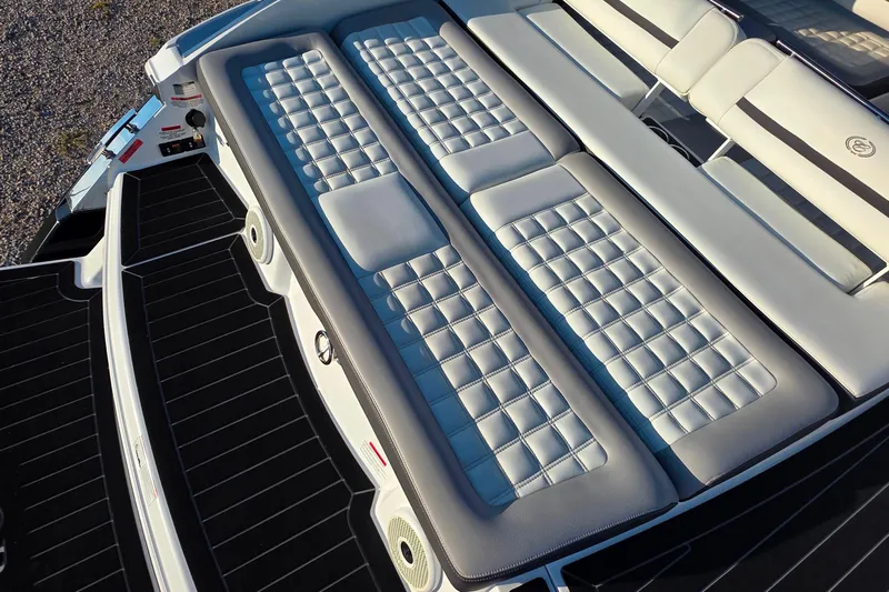  Yacht Photos Pics Luxurious seating on 2023 Cobalt R30 boat with quilted upholstery design.