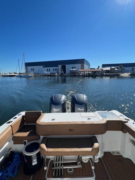 2020 Sea Hunt Gamefish 30 Forward Seating