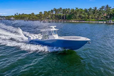 Yellowfin 36 Offshore