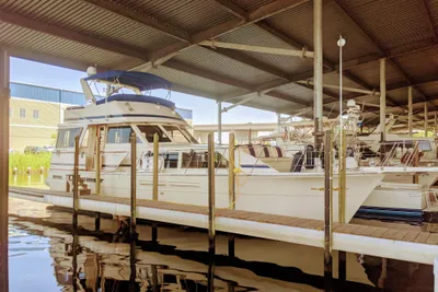 Chris-Craft Constellation 460