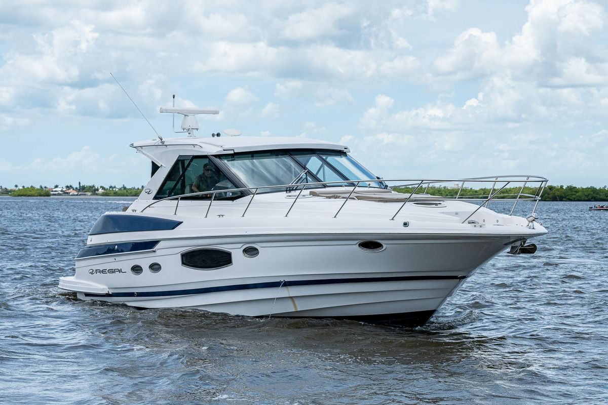2015 Regal 46 