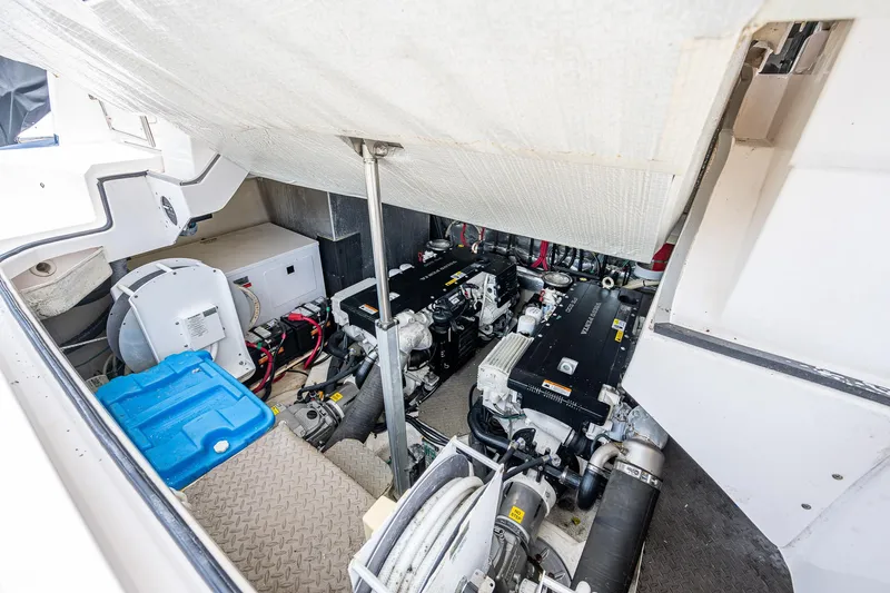 R&r III Yacht Photos Pics Engine compartment of a 2015 Regal 46 Sport Coupe yacht.