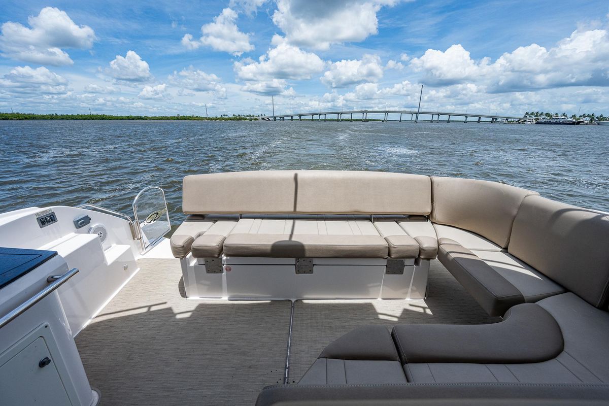 2015 Regal 46 