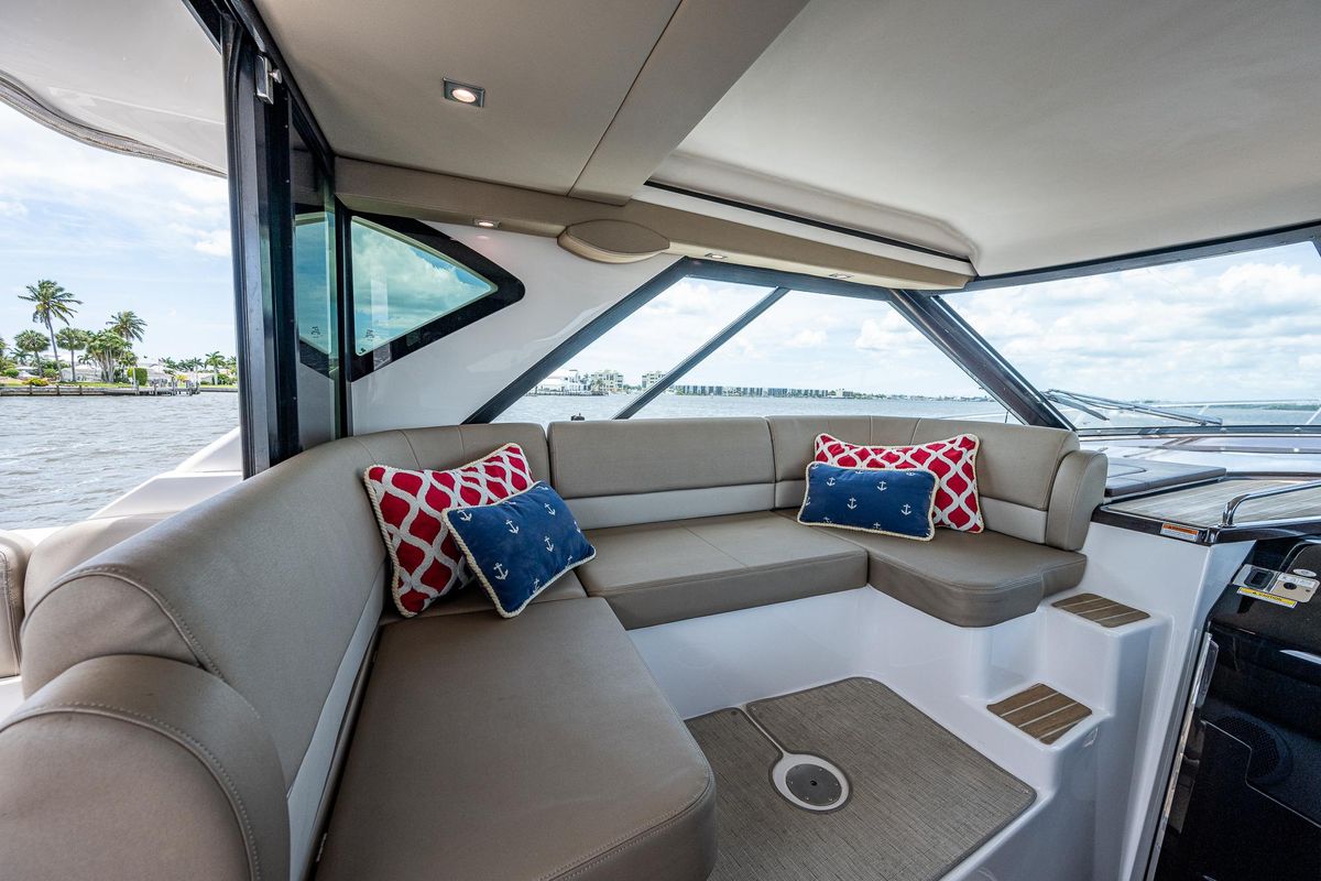 2015 Regal 46 