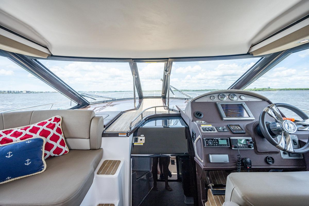 2015 Regal 46 